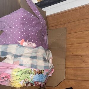 3T pajamas 3 pairs/ footed & 2 sets